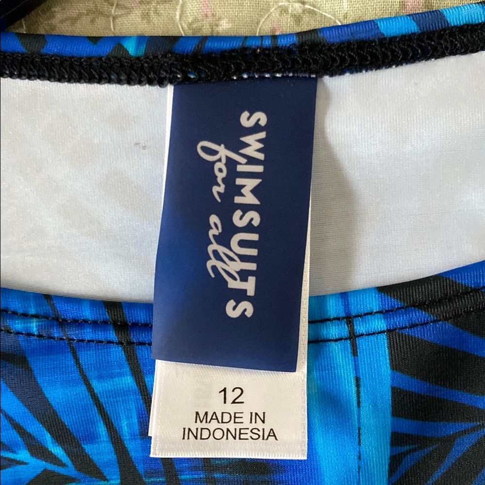 Swimsuits For All Blue Ruched Long Sleeve Rash Guard Top - Picture 3 of 6